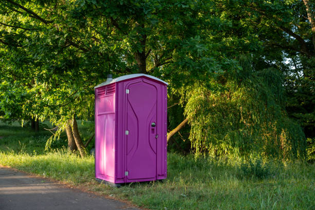 Best Portable restroom trailer rental  in Ruidoso Downs, NM